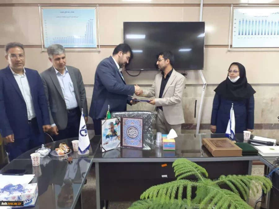 آیین تکریم ریاست آموزشکده فنی و حرفه ای شماره 2 کرمانشاه برگزار شد 3
