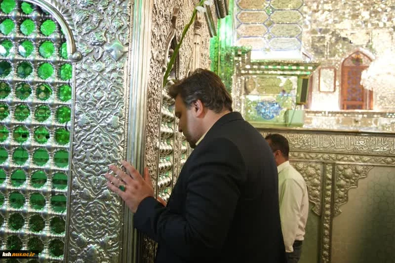 در ساعات اولیه سفر دکتر خسرویان به استان فارس؛
دیدار با تولیت آستان مقدس احمدی و محمدی (ع) 4