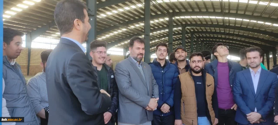 در ادامه تورهای علمی و پژوهشی صورت گرفت:
بازدید از کارخانه کابل باختر کرمانشاه 3