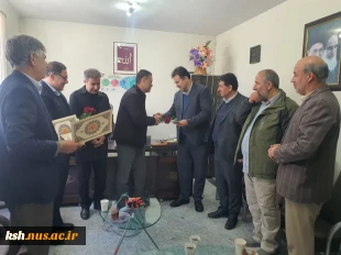 به مناسبت میلاد امام حسین (ع) و روز پاسدار انجام شد:
دیدار ریاست و مسئولین دانشگاه ملی مهارت استان با اعضای بسیج اساتید
 6