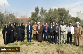 ‌به مناسبت هفته منابع طبیعی و سنت حسنه درختکاری با حضور رئیس دانشگاه ملی مهارت صورت گرفت:
آئین درختکاری و کاشت نهال در محوطه دانشکده دختران دکتر شریعتی تهران