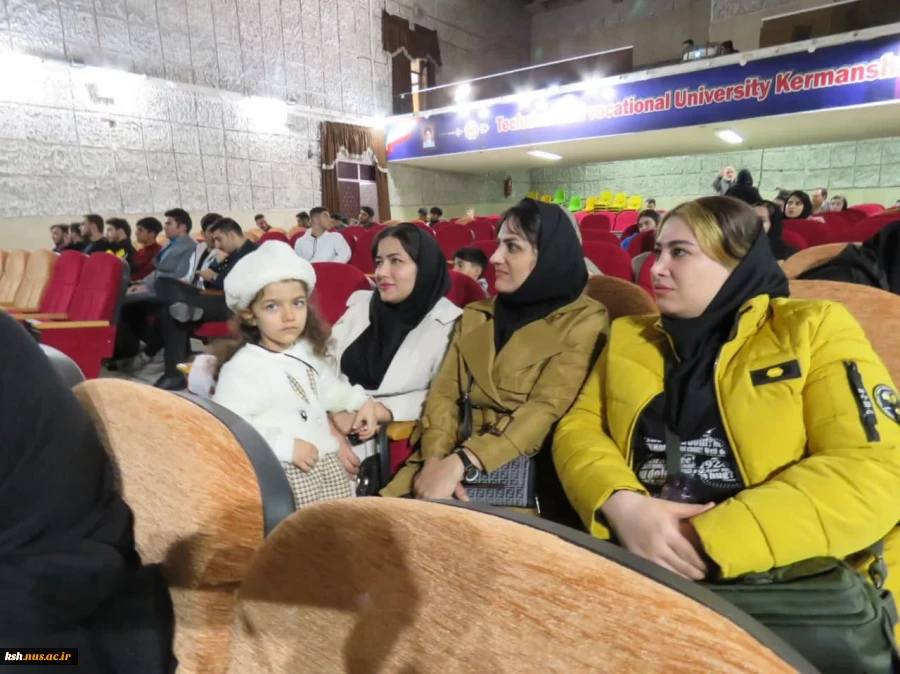 برگزاری مراسم افطار دانشجویی و ویژه برنامه ماه مبارک رمضان در دانشگاه ملی مهارت استان کرمانشاه 7