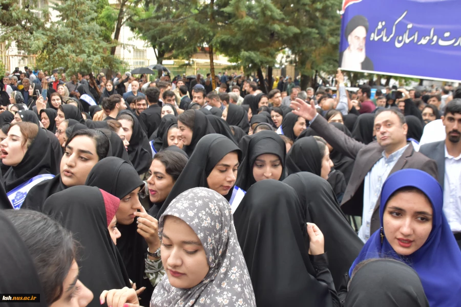 حضور پر شور کارکنان، اساتید و دانشجویان دانشگاه ملی مهارت استان کرمانشاه در مراسم استقبال از سفر رئیس جمهور 7