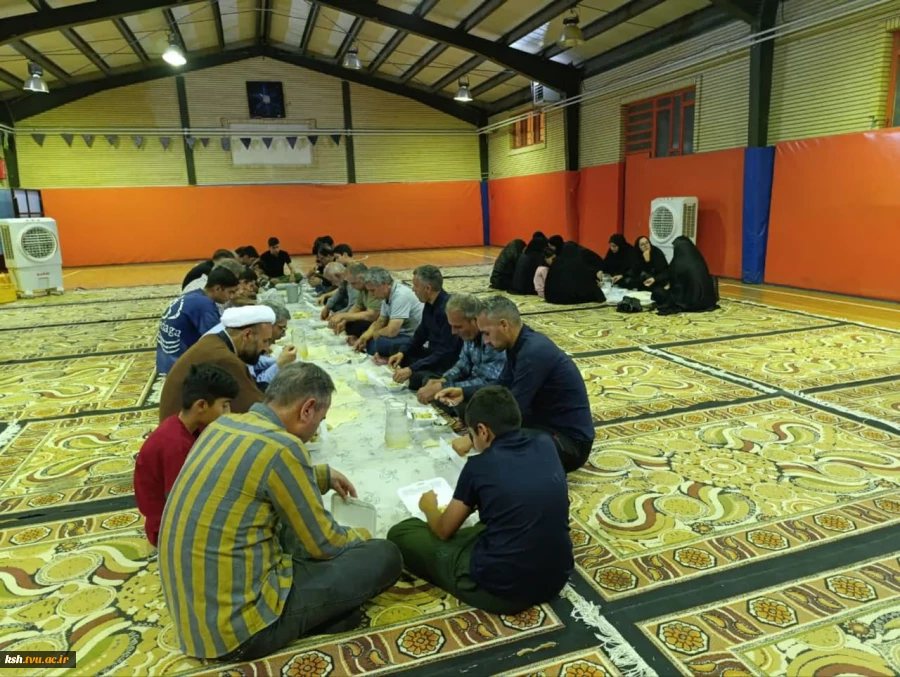 برپایی نمازجماعت در موکب شهید تهرانی مقدم کرمانشاه 3