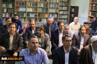 استاندار و جمعی از مدیران استان کرمانشاه، در اولین روز کاری هفته دولت، با نماینده ولی فقیه در استان و امام جمعه کرمانشاه، دیدار کردند 3