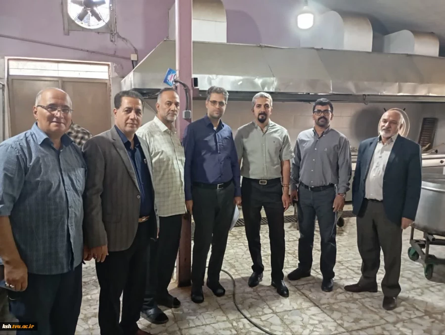 تحویل تجهیزات و ملزومات آشپزخانه سلف مرکزی دانشگاه ملی مهارت استان کرمانشاه به پیمانکار  2