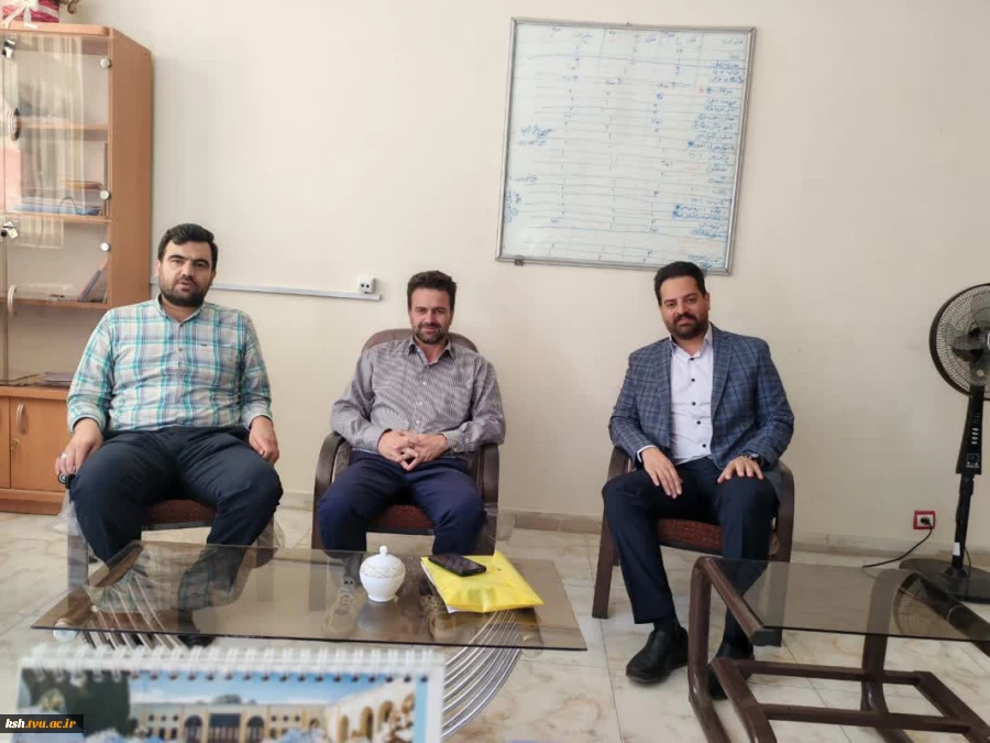 انتخاب دکتر عباسی به عنوان مدیر گروه برق و کامپیوتر استان کرمانشاه 3