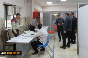 بازدید ریاست دانشگاه ملی مهارت استان از روند ثبت نام پذیرفته شدگان  6