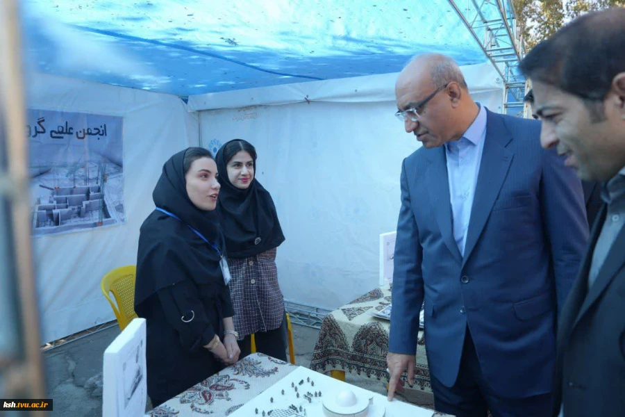 استاندار کرمانشاه در آیین استقبال از دانشجویان نوورود دانشگاه ملی مهارت واحد استان کرمانشاه: 
حرکت دانشگاه‌ها به سمت کارآفرینی، نیاز امروز کشور است 3