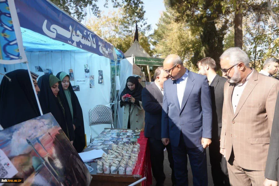 استاندار کرمانشاه در آیین استقبال از دانشجویان نوورود دانشگاه ملی مهارت واحد استان کرمانشاه: 
حرکت دانشگاه‌ها به سمت کارآفرینی، نیاز امروز کشور است 3