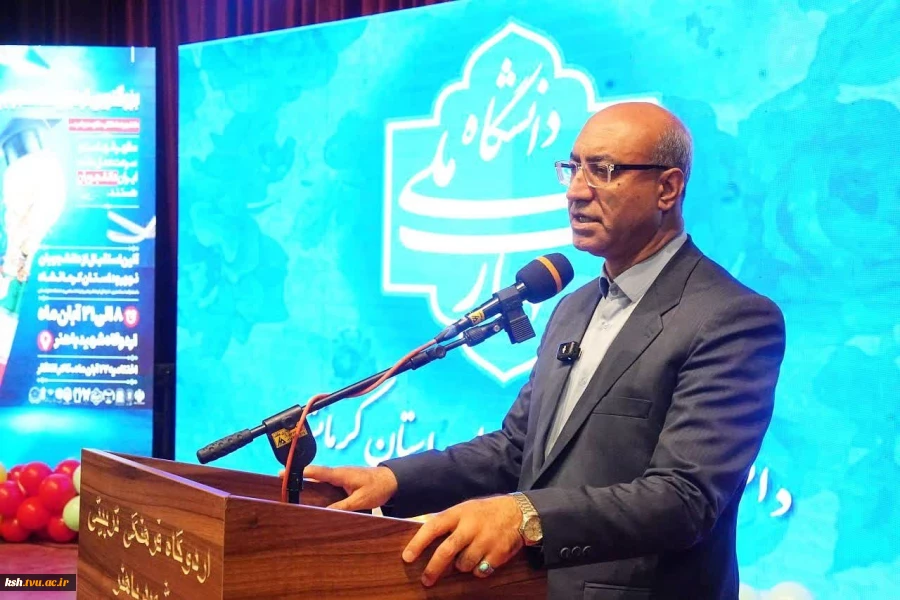 استاندار کرمانشاه در آیین استقبال از دانشجویان نوورود دانشگاه ملی مهارت واحد استان کرمانشاه: 
حرکت دانشگاه‌ها به سمت کارآفرینی، نیاز امروز کشور است 2