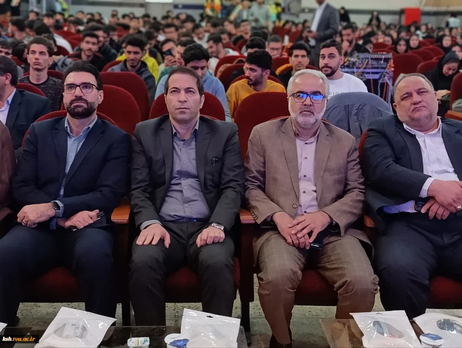 برای اولین بار از زمان تاسیس دانشگاه صورت گرفت:
برگزاری اردو یک روزه و جشن استقبال از دانشجویان نو ورود دانشگاه ملی مهارت استان کرمانشاه 21