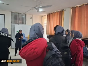 بازدید دانش‌آموزان از آموزشکده ملی مهارت دختران کرمانشاه به مناسبت هفته جهانی کارآفرینی   4