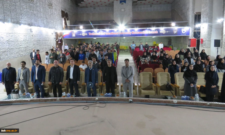 برگزاری کارگاه آموزش مفاهیم کارآفرینی و نشست با کارآفرینان موفق در دانشگاه ملی مهارت استان کرمانشاه 2