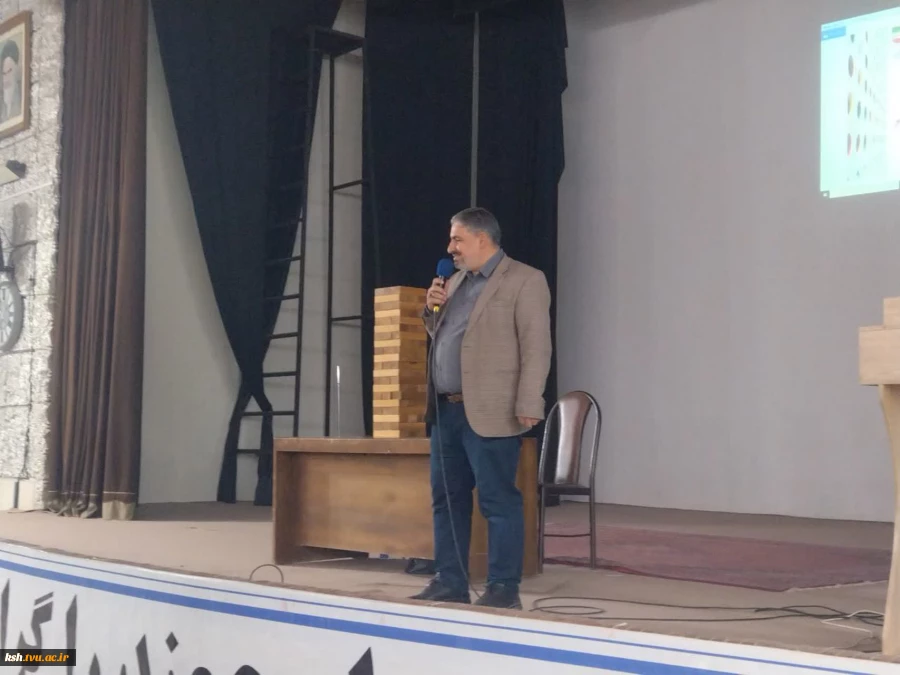 برگزاری کارگاه آشنایی با قوانین آموزشی در دانشگاه ملی مهارت استان کرمانشاه 3