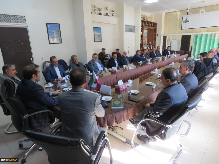 مراسم تکریم و معارفه معاونین سابق و جدید آموزشی پژوهشی دانشگاه ملی مهارت استان 4