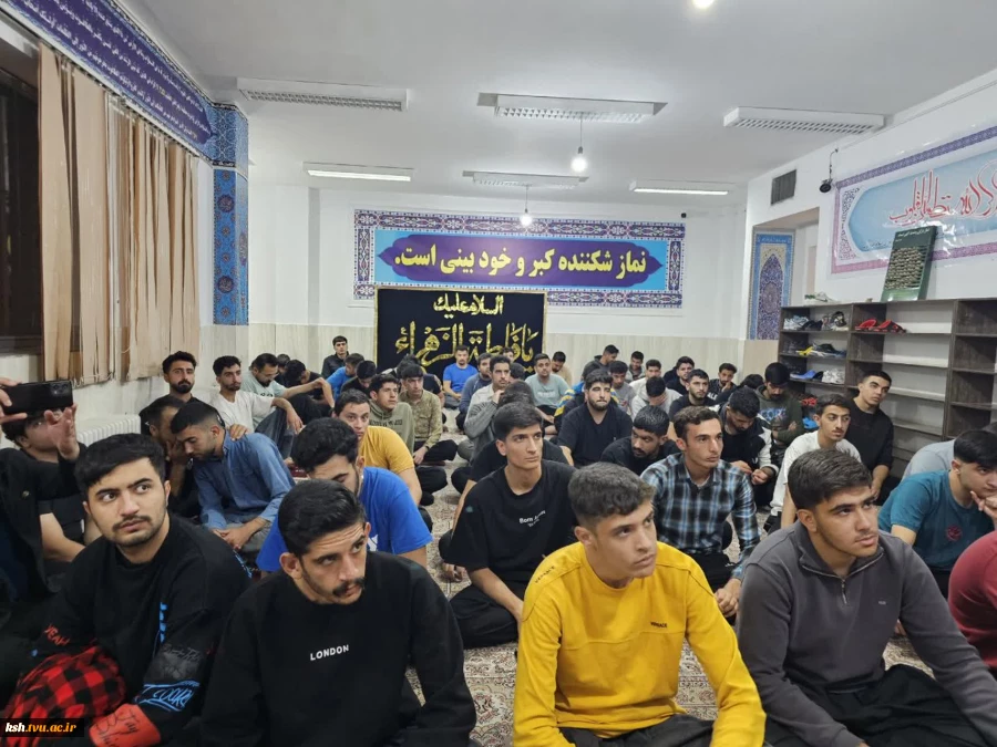 دیدار ریاست و معاونت آموزشکده اسلام آباد غرب با امام جمعه و اعضای شورای اداری 6