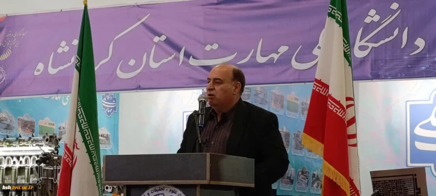 در آیین افتتاحیه نمایشگاه دستاوردهای پژوهش و فناوری مطرح شد:
استفاده از ظرفیت های علمی، پژوهشی جهت رفع مشکلات شهرستان اسلام آبادغرب 2