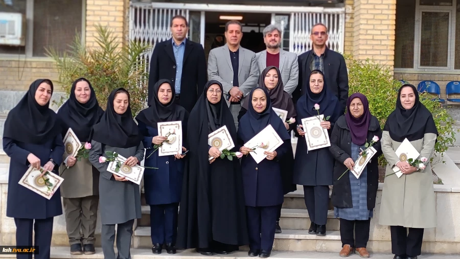  تجلیل از بانوان کارمند دانشگاه ملی مهارت واحد استان کرمانشاه به مناسبت ولادت حضرت زهرا(س)  2