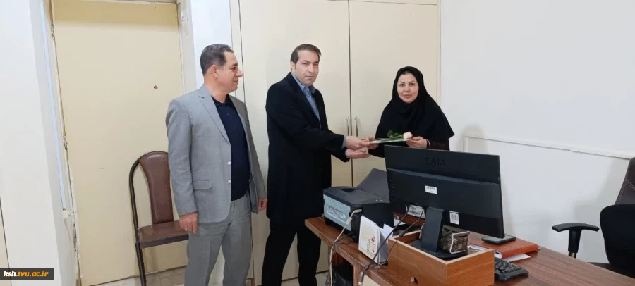  تجلیل از بانوان کارمند دانشگاه ملی مهارت واحد استان کرمانشاه به مناسبت ولادت حضرت زهرا(س)  2