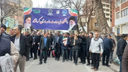 دانشگاهیان دانشگاه ملی مهارت استان کرمانشاه هم صدا و هم قدم با مردم غیور استان در راهپیمایی 22 بهمن شرکت کردند.