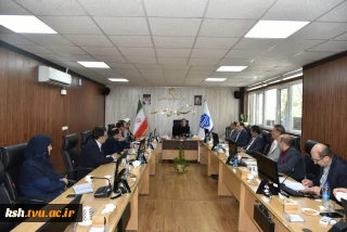 رئیس دانشگاه ملی مهارت در هفتمین جلسه شورای دانشگاه:
نیاز امروز دانشگاه، بهره مندی از مدیرانی با نگاه علمی، آموزشی و پژوهشی است / ما دانشگاهیان باید در راستای حفظ و تقویت سرمایه اجتماعی بوجود آمده طی مدت جنگ تلاش کنیم
