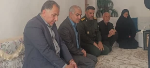 دیدار ریاست و کارکنان آموزشکده ملی مهارت اسلام آباد غرب با خانواده شهدای جنگ رمضان 7