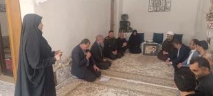 دیدار ریاست و کارکنان آموزشکده ملی مهارت اسلام آباد غرب با خانواده شهدای جنگ رمضان 8
