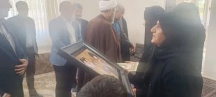 دیدار ریاست و کارکنان آموزشکده ملی مهارت اسلام آباد غرب با خانواده شهدای جنگ رمضان 9