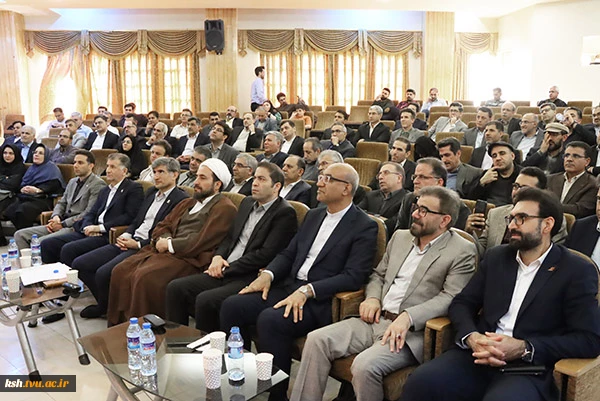 با حضور استاندار و روسای دانشگاه های استان صورت گرفت:
برگزاری آیین استانی گرامیداشت مقام معلم و استاد به میزبانی دانشگاه رازی 4