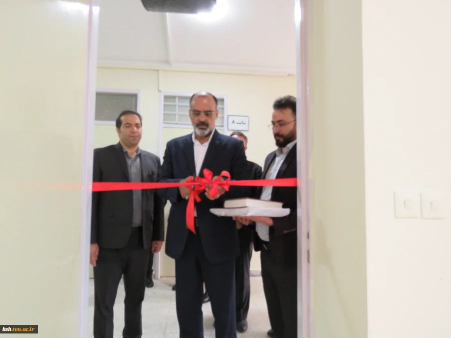 توسط معاونت اداری، مالی و مدیریت منابع دانشگاه ملی مهارت انجام شد:
 افتتاح چهارسایت کامپیوتر در دانشگاه ملی مهارت استان کرمانشاه  2