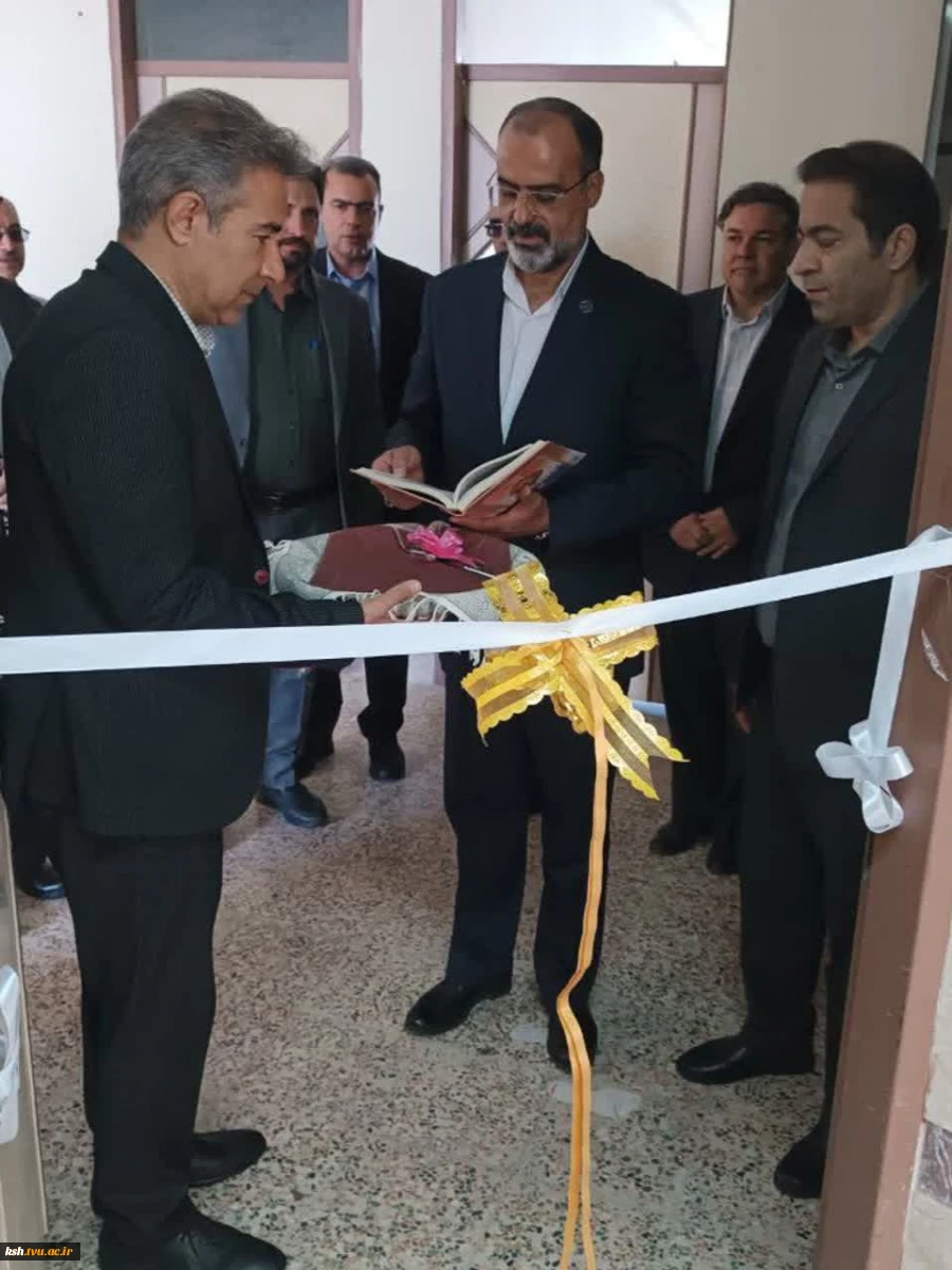 توسط معاونت اداری، مالی و مدیریت منابع دانشگاه ملی مهارت انجام شد:
 افتتاح چهارسایت کامپیوتر در دانشگاه ملی مهارت استان کرمانشاه  4