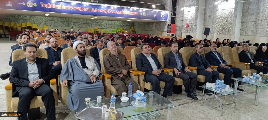 تجلیل از سرآمدان آموزشی هیئت علمی و مدعو دانشگاه ملی مهارت واحد استانی کرمانشاه 7