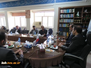 در جریان سفر معاونت اداری، مالی و مدیریت منابع  دانشگاه ملی مهارت صورت پذیرفت:
برگزاری جلسه پرسش و پاسخ کارکنان دانشگاه ملی مهارت استان   3