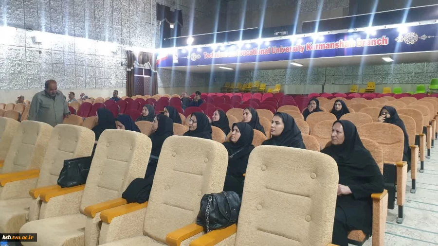 برگزاری کارگاه آموزشی دوره مقدماتی امداد و نجات در دانشگاه ملی مهارت استان کرمانشاه 5