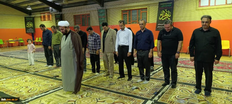 برپایی نمازجماعت درشب اول برپایی  موکب شهید تهرانی مقدم کرمانشاه 4