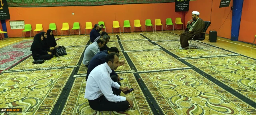 برپایی نمازجماعت درشب اول برپایی  موکب شهید تهرانی مقدم کرمانشاه 5