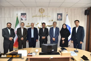 در دیدار سرپرست دانشگاه ملی مهارت با نماینده مردم شریف بیرجند، درمیان و خوسف در مجلس شورای اسلامی بررسی شد؛
پیگیری امکان فراهم شدن دریافت پروانه کارشناس رسمی دادگستری برای اعضای هیئت علمی دانشگاه در راستای ارتقای مهارت و صلاحیت حرفه‌ای